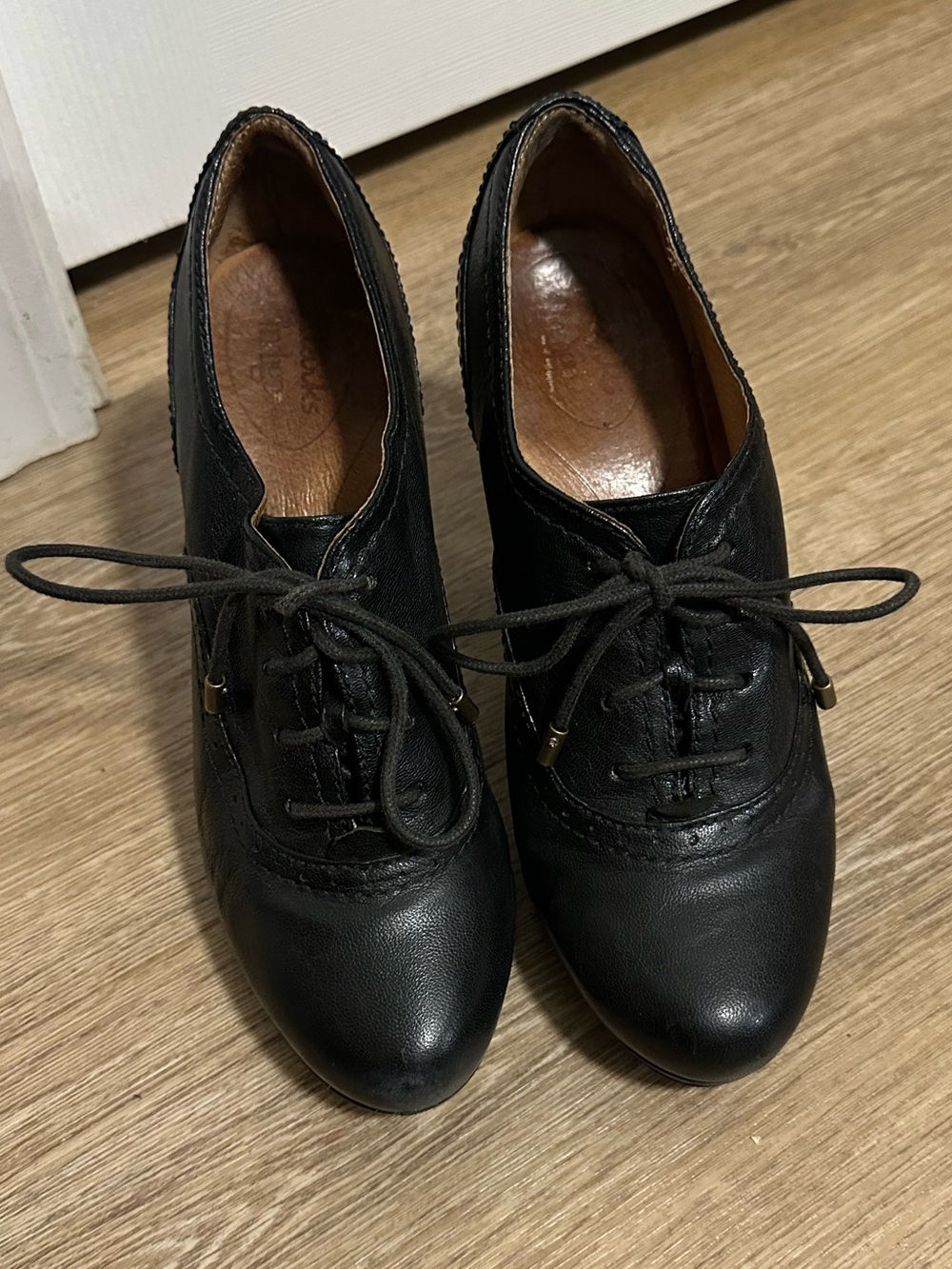 Clarks Indigo Black Leather Lace-Up Oxford Heels Women’s 7M